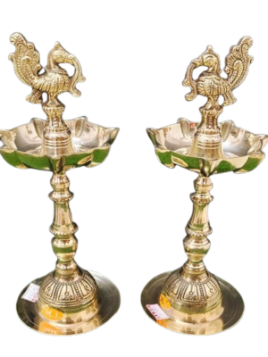 7 Face Vilaku Brass Set of 2