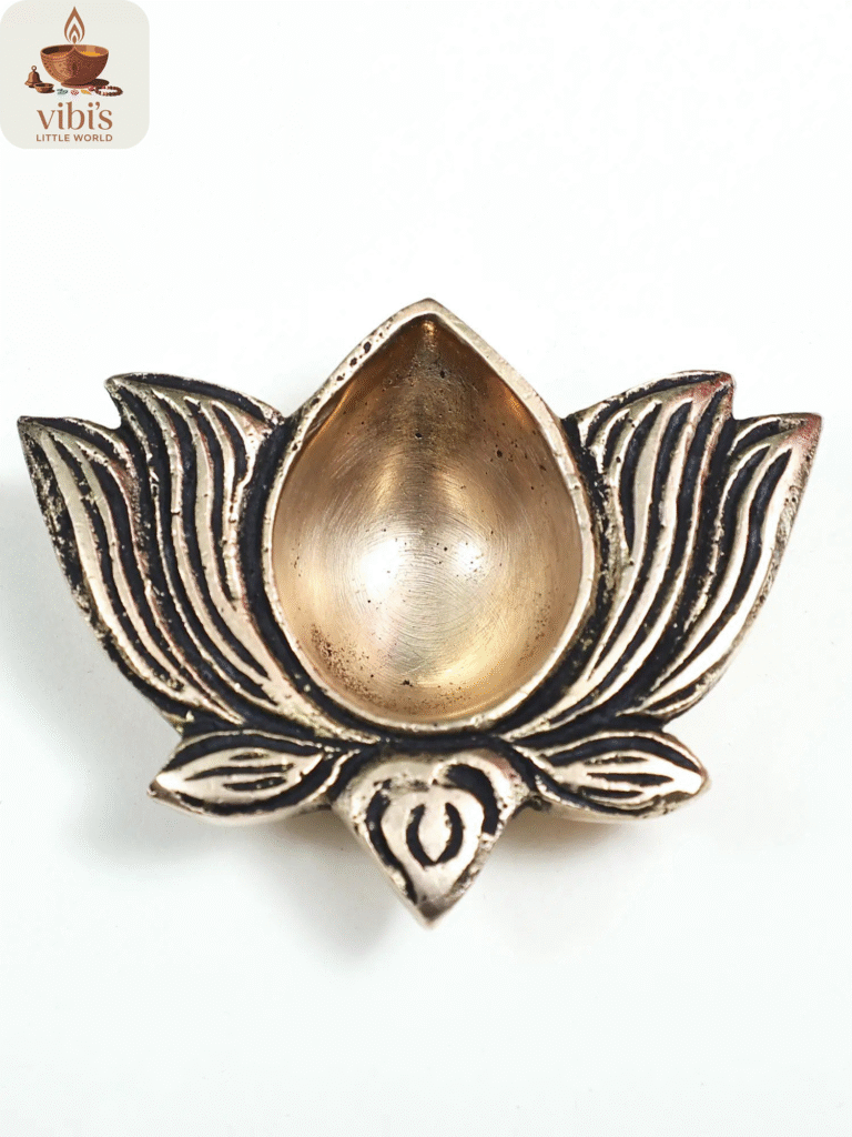 Antique Thamarai Vilaku (Lotus Diya) [Bronze] – Traditional Bronze Lotus Lamp for Pooja & Home Decor