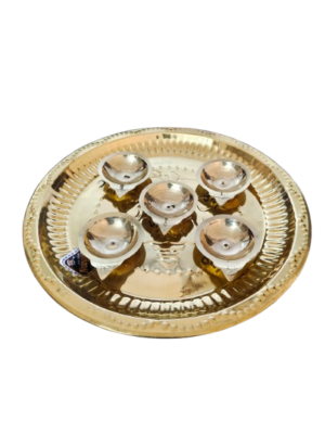 Budget-Friendly Brahmamuhurtha Diya Set [Brass] - Set of 5 Lightweight Diyas and 1 Plate