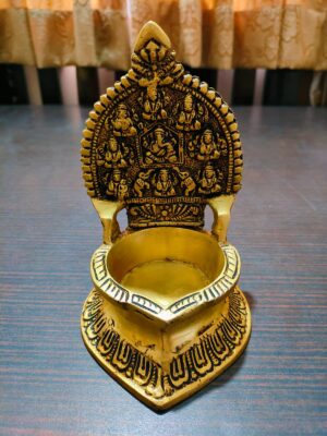 Ashta Lakshmi Vilaku Antique Style [Brass] [5.25 Inch] [556g]