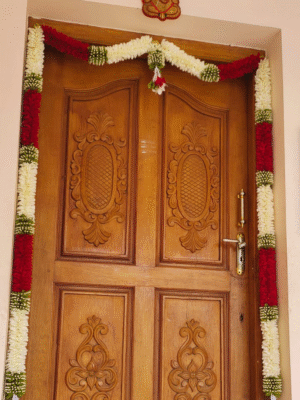 Toran for Main Door Entrance Garland - White and Red Design - Gaja Maala [Handmade] [Artificial]