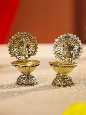 Peacock Diya [1 Pc] [Premium Brass] [4 Inch]