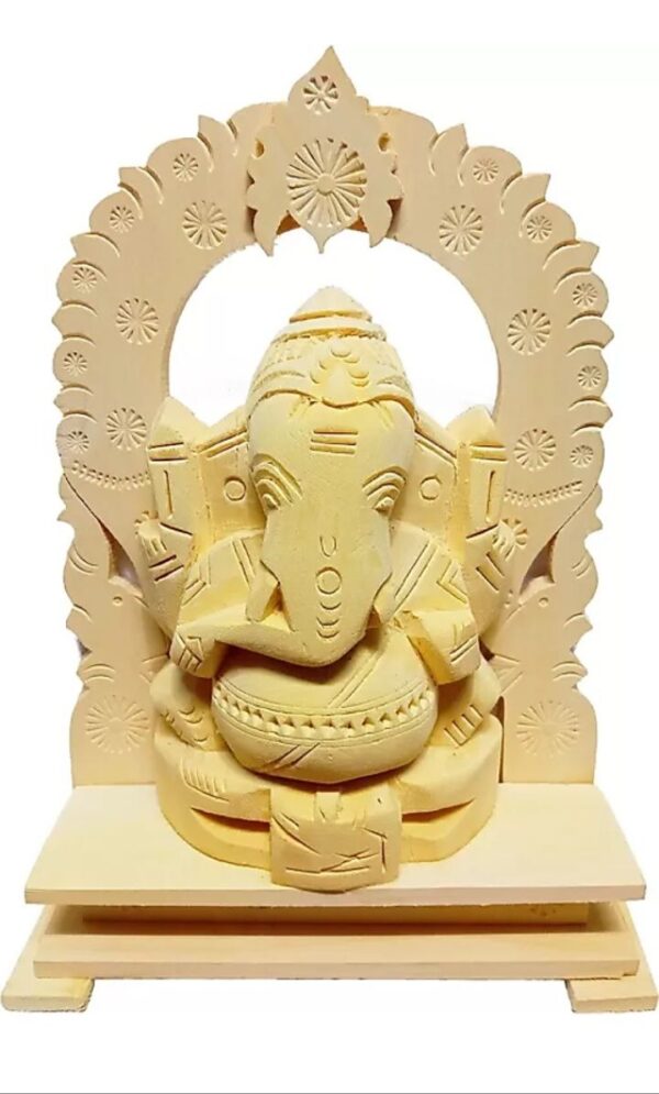 Vellerukku Vinayagar With Arch - Lord Ganesha Figurine