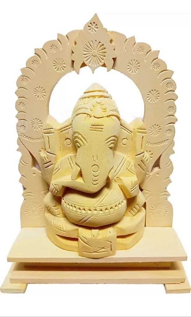 Vellerukku Vinayagar With Arch - Lord Ganesha Figurine