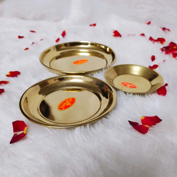 Plain Plate Combo (3 Inch – 1, 4 Inch – 1, 4.5 Inch – 1) [Brass] – Set of 3 Traditional Brass Pooja Plates