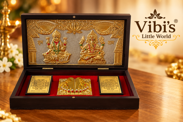 Sree Lakshmi Yantra Paadham Gift Set [Rectangle Box]